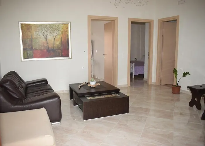 Mary\'S Apartments Close To The Sea